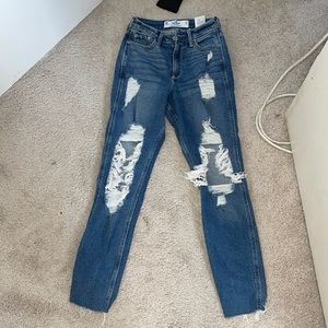 Women’s Hollister Mom Jeans